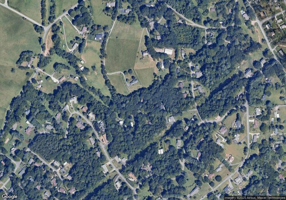 152 Anders Dr, Asheville, NC 28806 - photo 1