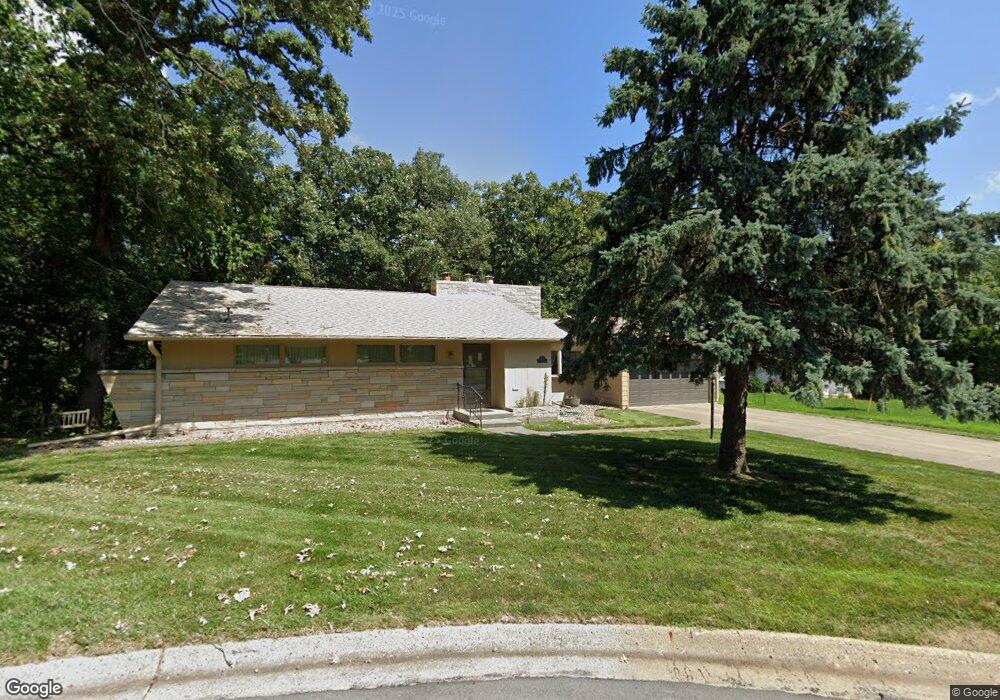 3617 Davisson Rd, Des Moines, IA 50310 - photo 1