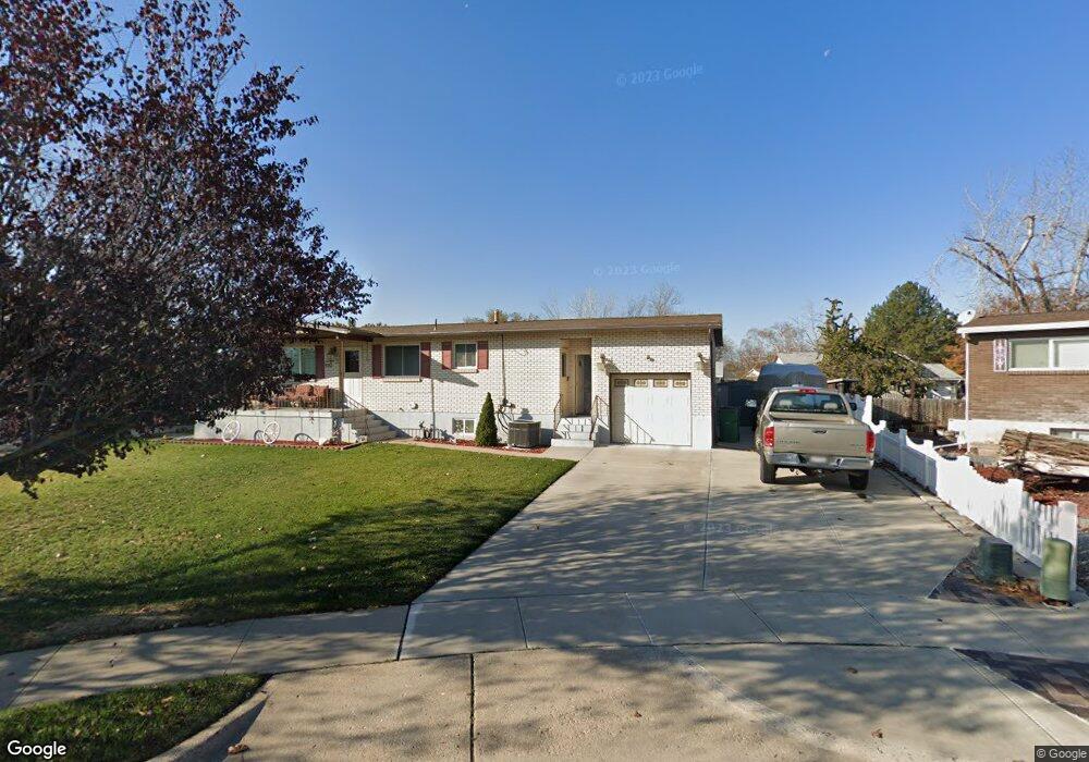 1205 N 300 E, Layton, UT 84041 - photo 1