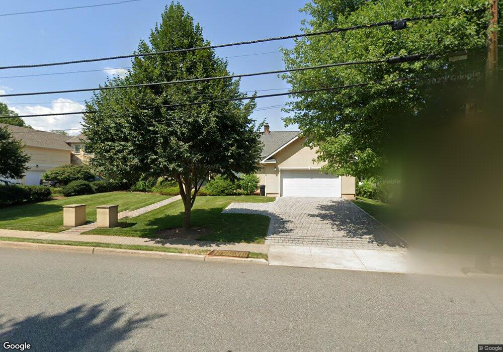 329 E Midland Ave, Paramus, NJ 07652 - photo 1