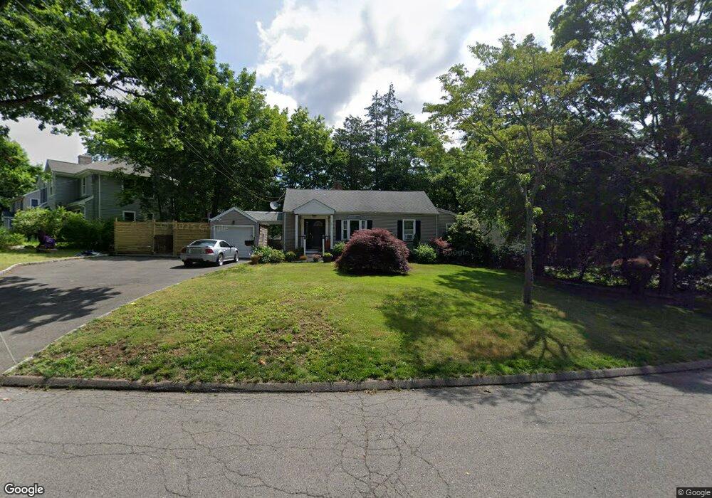 60 Meadowpark Ave W, Stamford, CT 06905 - photo 1
