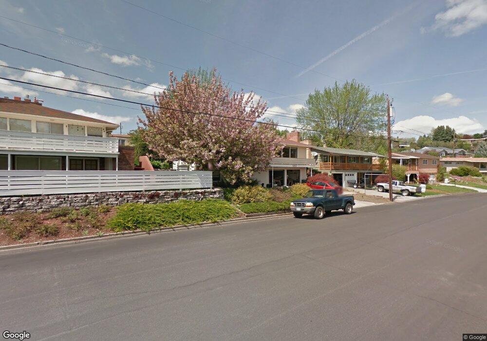 1011 NW 12th St, Pendleton, OR 97801 - photo 1