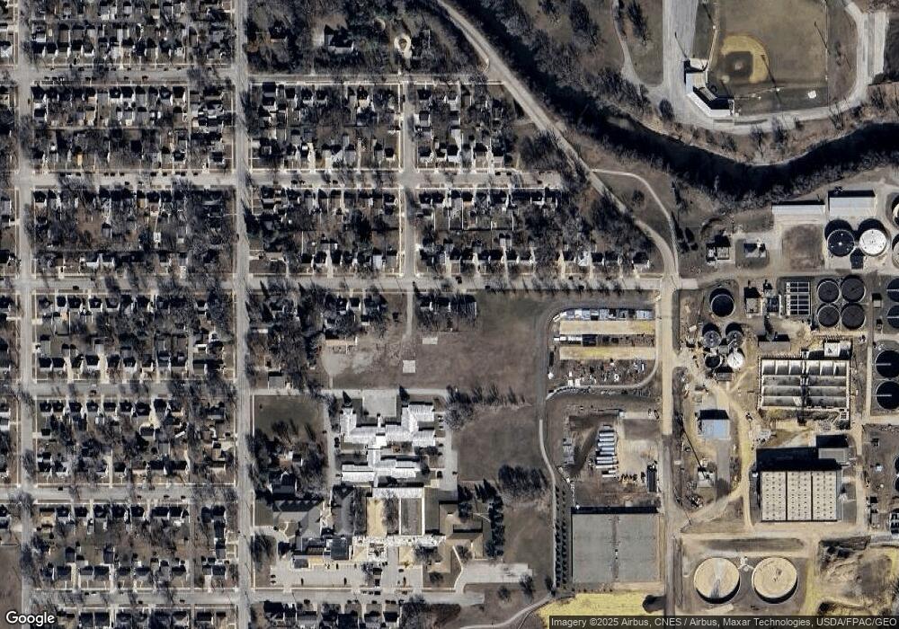 211 12th Ave SW, Austin, MN 55912 - photo 1