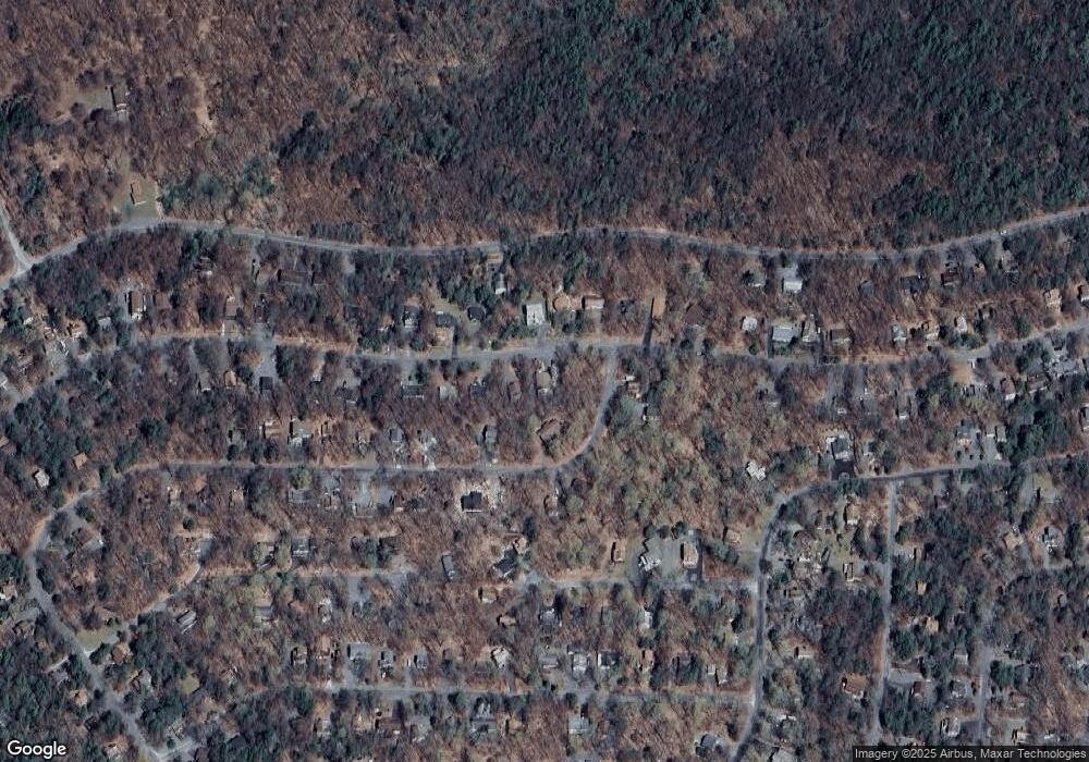 1103 Wallenpaupack Dr, Lake Ariel, PA 18436 - photo 1