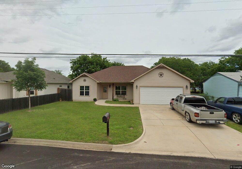 402 Erie St, Cleburne, TX 76031 - photo 1
