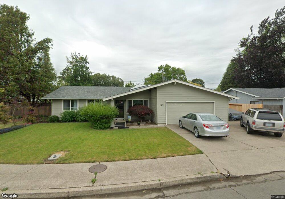 2141 Marlow Ln, Eugene, OR 97401 - photo 1