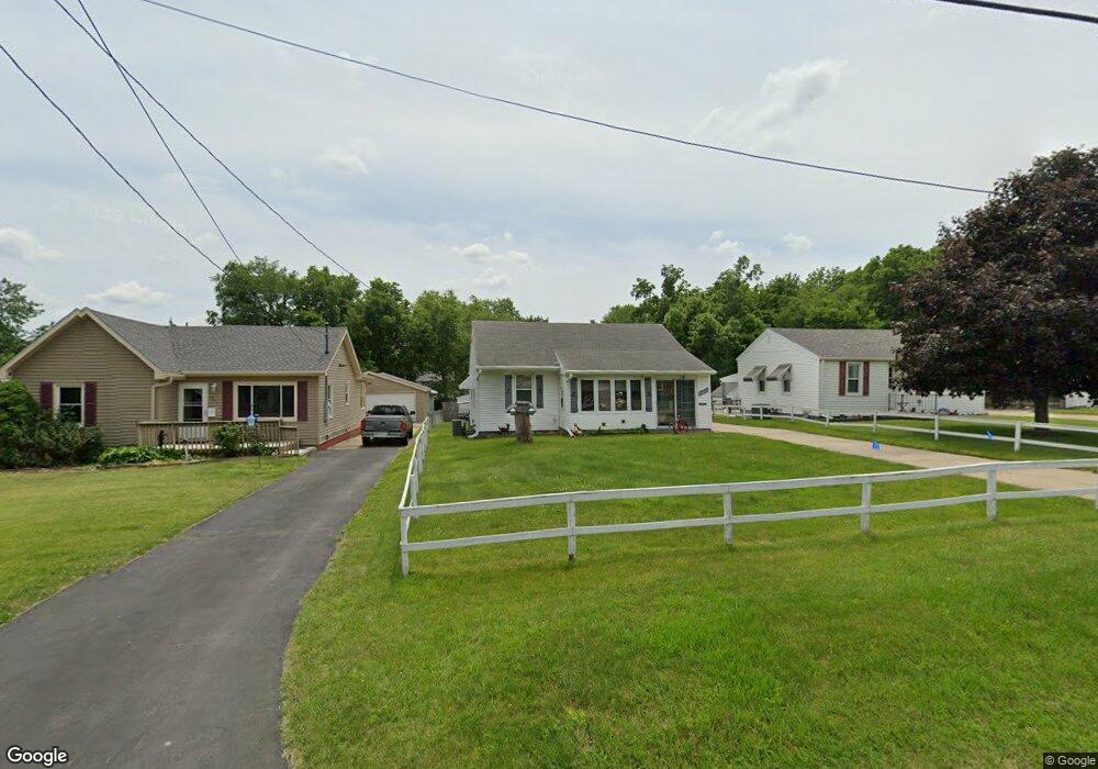 3023 E Tiffin Ave, Des Moines, IA 50317 - photo 1