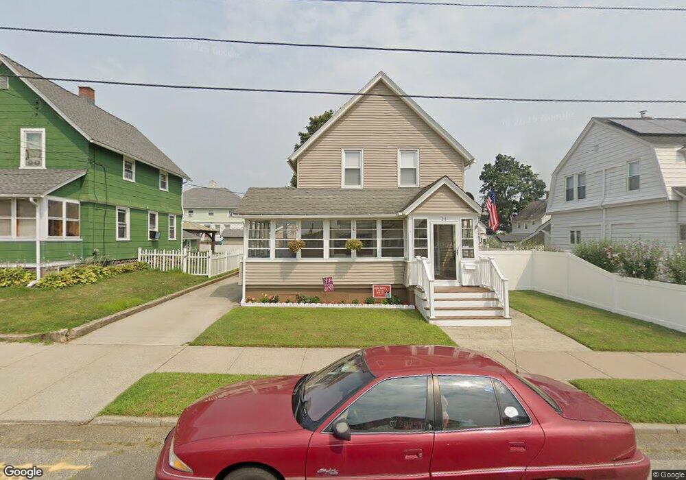 26 Bristol St, Ludlow, MA 01056 - photo 1