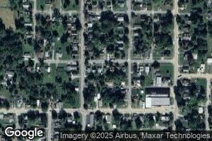 206 W Sibley St, Fairfield, IL 62837