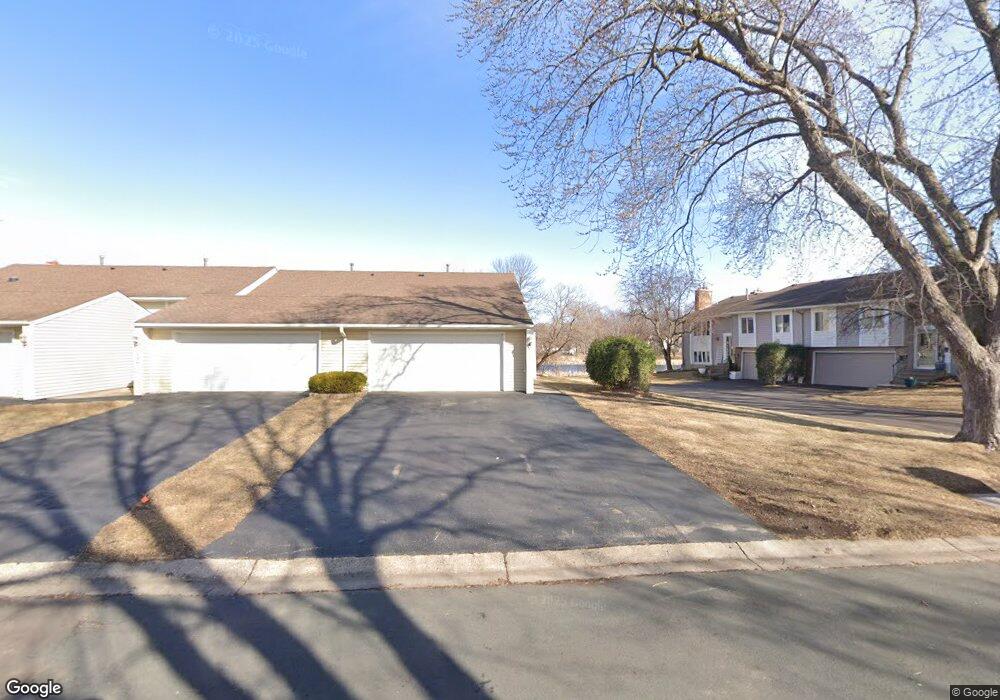 10392 Yorktown Ln N, Maple Grove, MN 55369 - photo 1