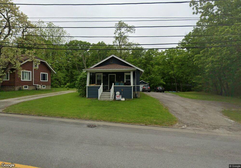 317 N Chestnut St, Jefferson, OH 44047 - photo 1