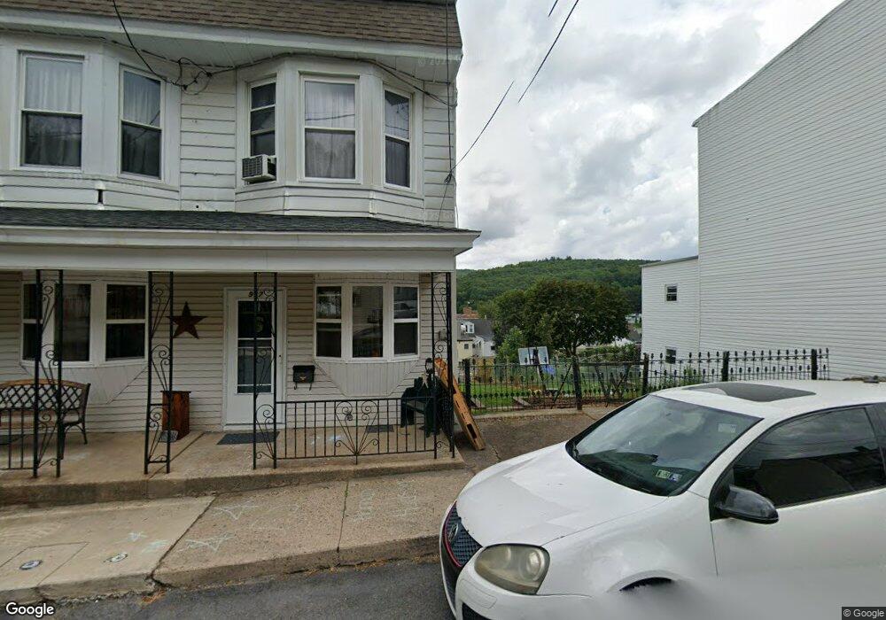 917 Brock St, Ashland, PA 17921 - photo 1