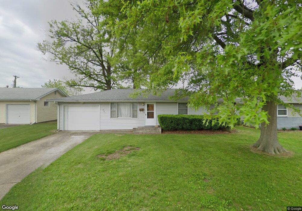 921 N 30th St, Mattoon, IL 61938 - photo 1