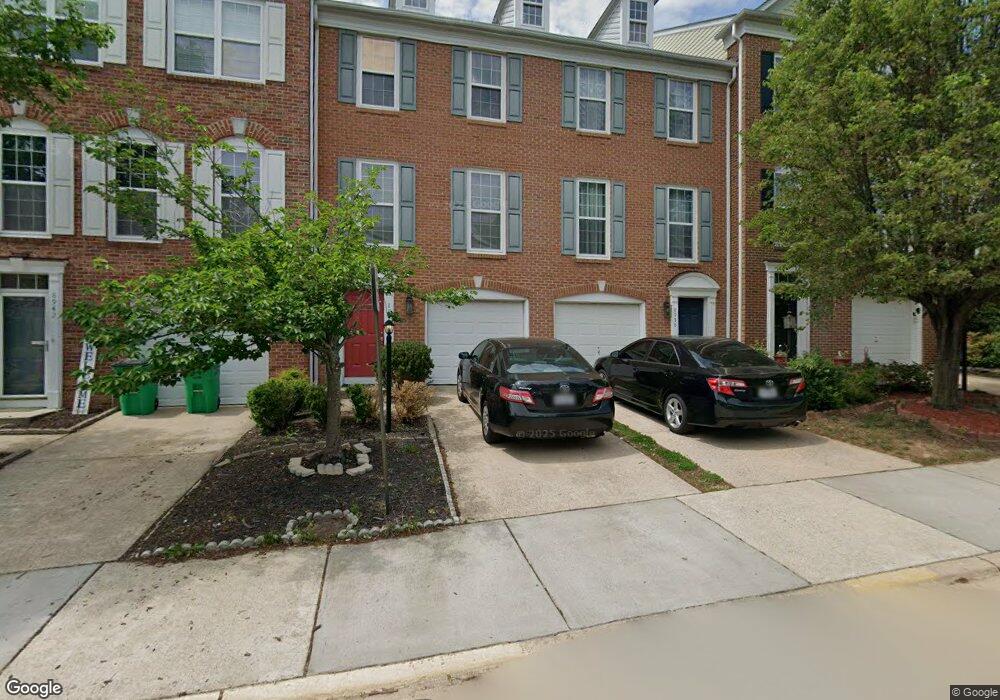 8940 Singleleaf Cir, Lorton, VA 22079 - photo 1