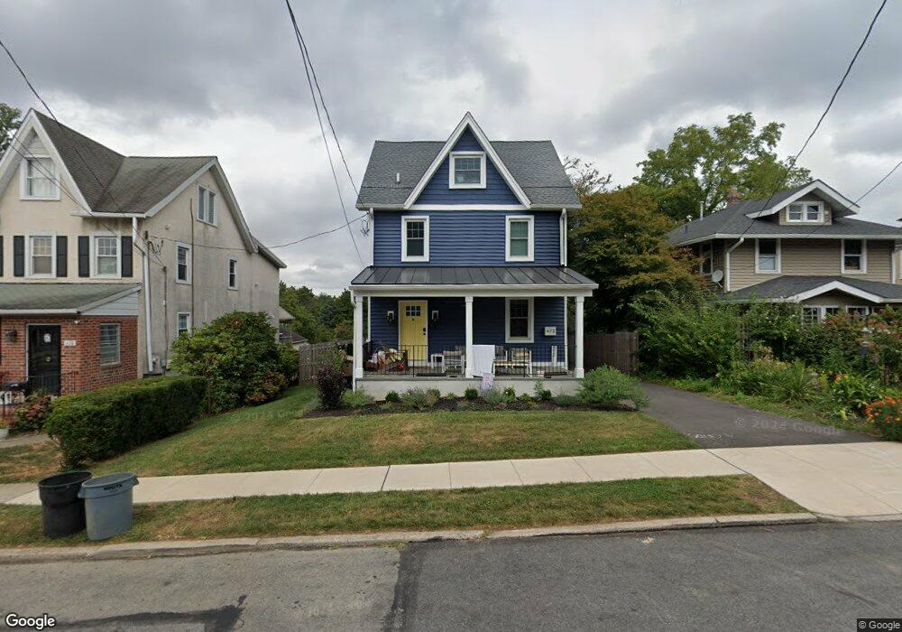 672 Lorraine Ave, Ardmore, PA 19003 - photo 1