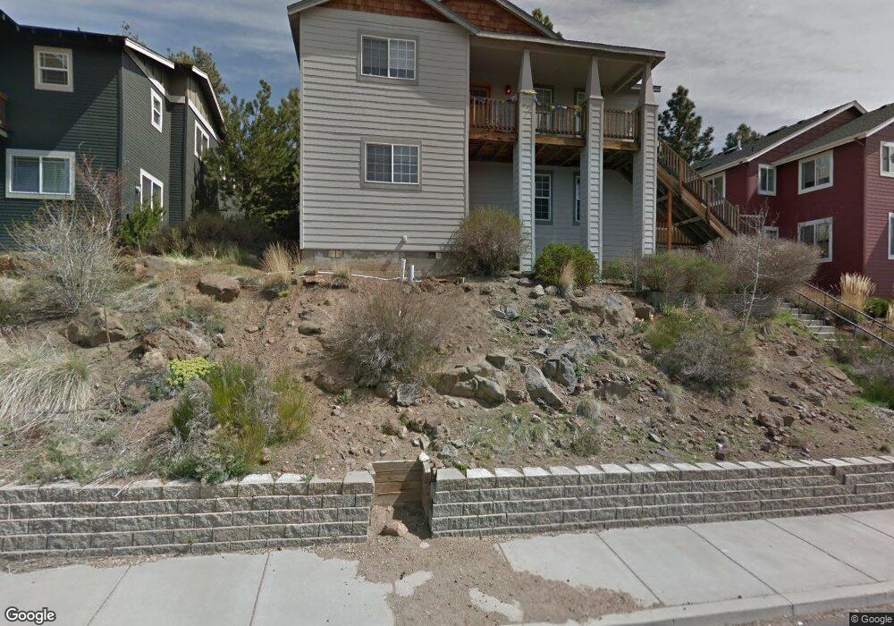 2550 NW Monterey Pines Dr, Bend, OR 97701 - photo 1