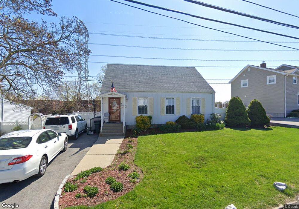 293 Concord Rd, Yonkers, NY 10710 - photo 1