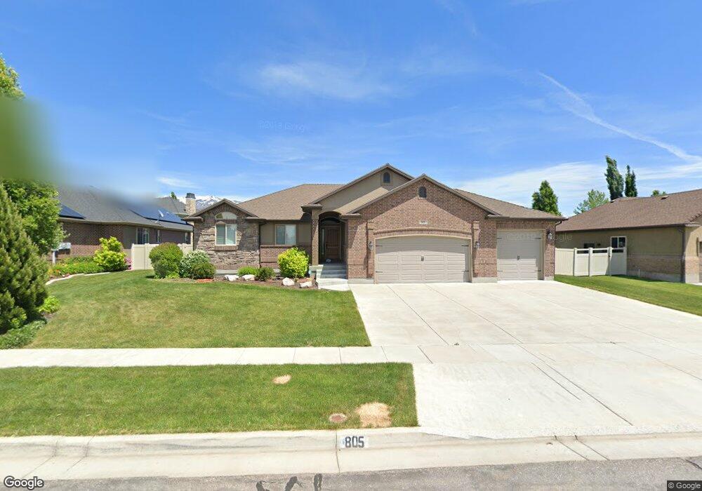 805 Pebble Brook Ln, Layton, UT 84041 - photo 1