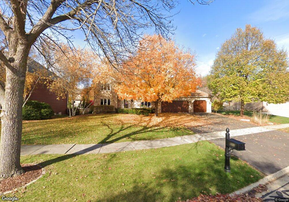 511 Cloverleaf Ct, Naperville, IL 60565 - photo 1