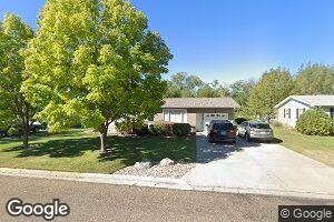 443 6th St NE, Garrison, ND 58540