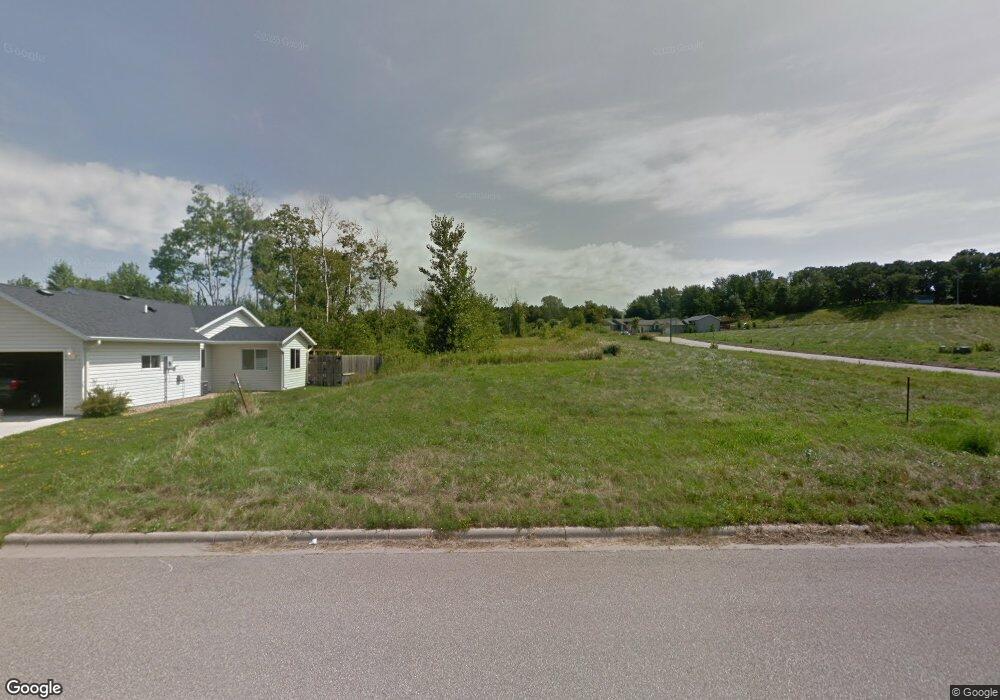 622 Strafford Dr, Zumbrota, MN 55992 - photo 1