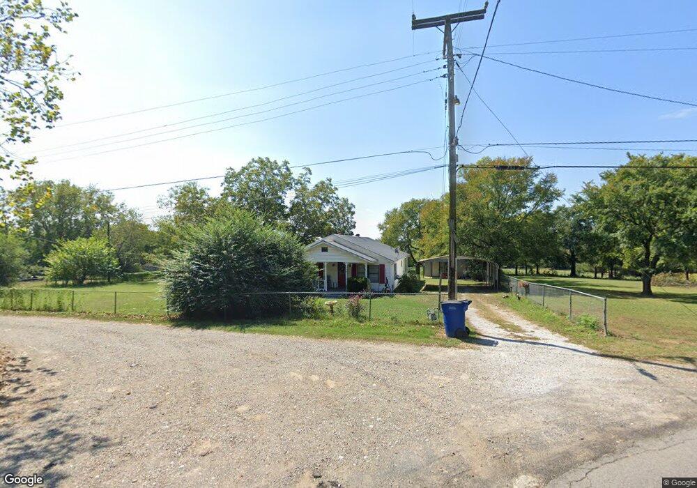 110 N Fargo St, Muldrow, OK 74948 - photo 1