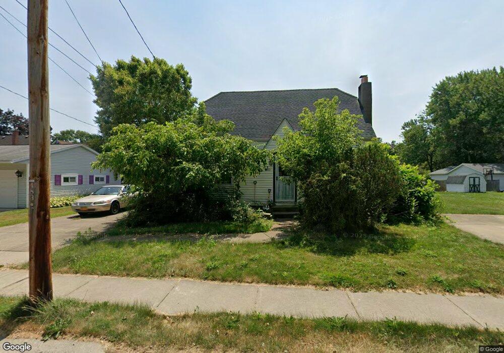 483 Esther St, North Tonawanda, NY 14120 - photo 1