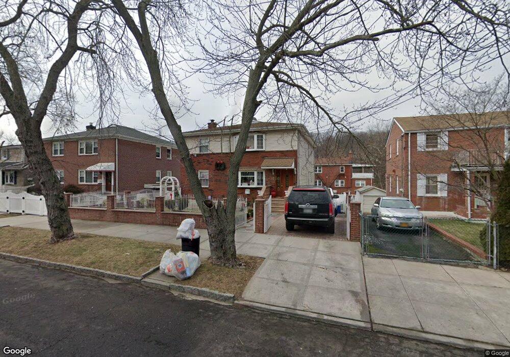 193 Tibbetts Rd, Yonkers, NY 10705 - photo 1