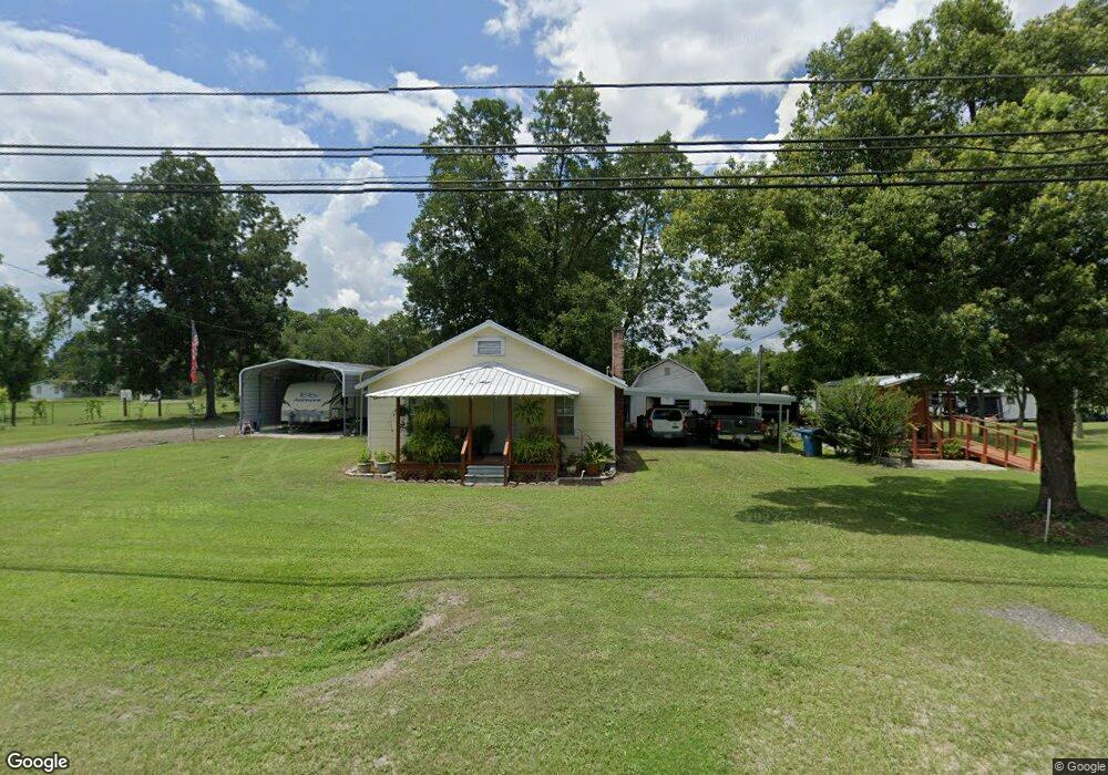 2438 Minnesota Ave, Waycross, GA 31503 - photo 1