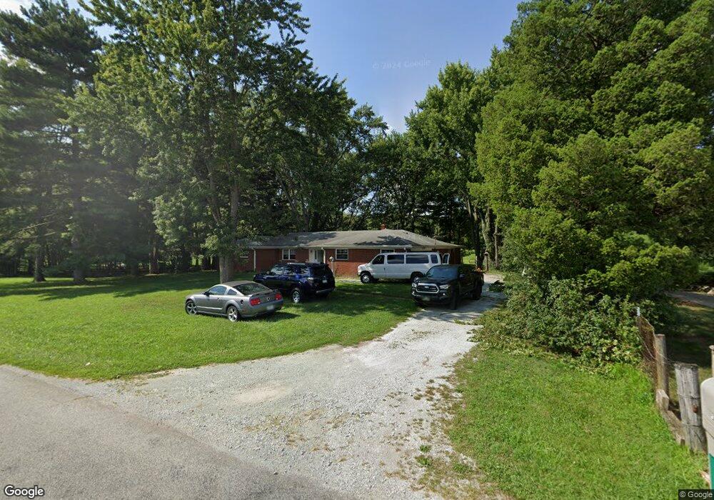 8166 W Fall Creek Dr, Pendleton, IN 46064 - photo 1