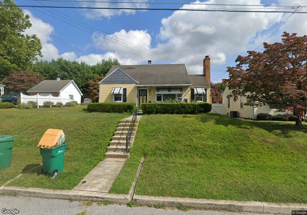 315 Commerce St, Waynesboro, PA 17268 - photo 1