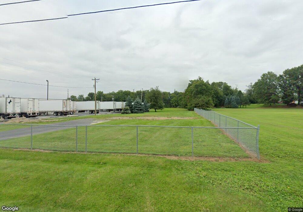 7347 Cetronia Rd, Allentown, PA 18106 - photo 1