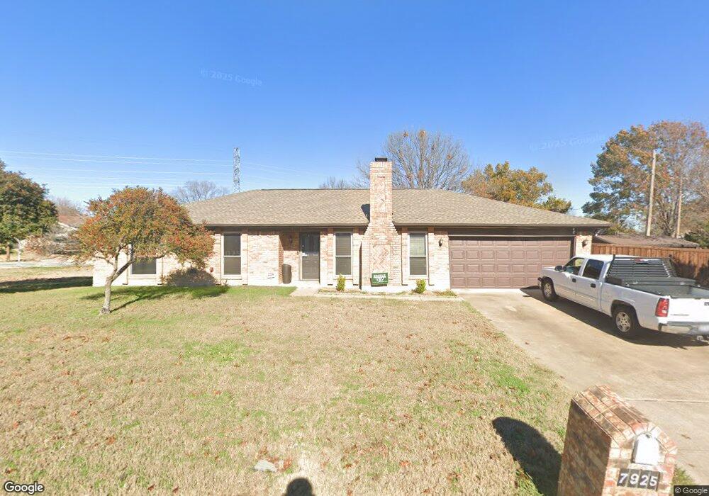 7925 Irish Dr, North Richland Hills, TX 76180 - photo 1
