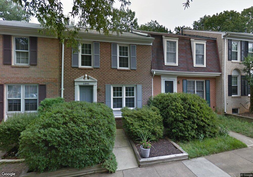 11847 Dunlop Ct, Reston, VA 20191 - photo 1