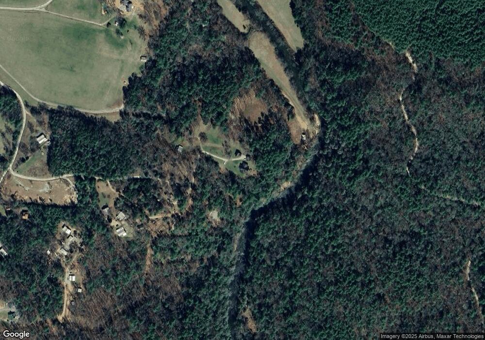 601 Rock Creek Cir, Blue Ridge, GA 30513 - photo 1