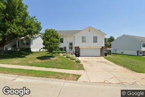 7709 N 80th St, Omaha, NE 68122