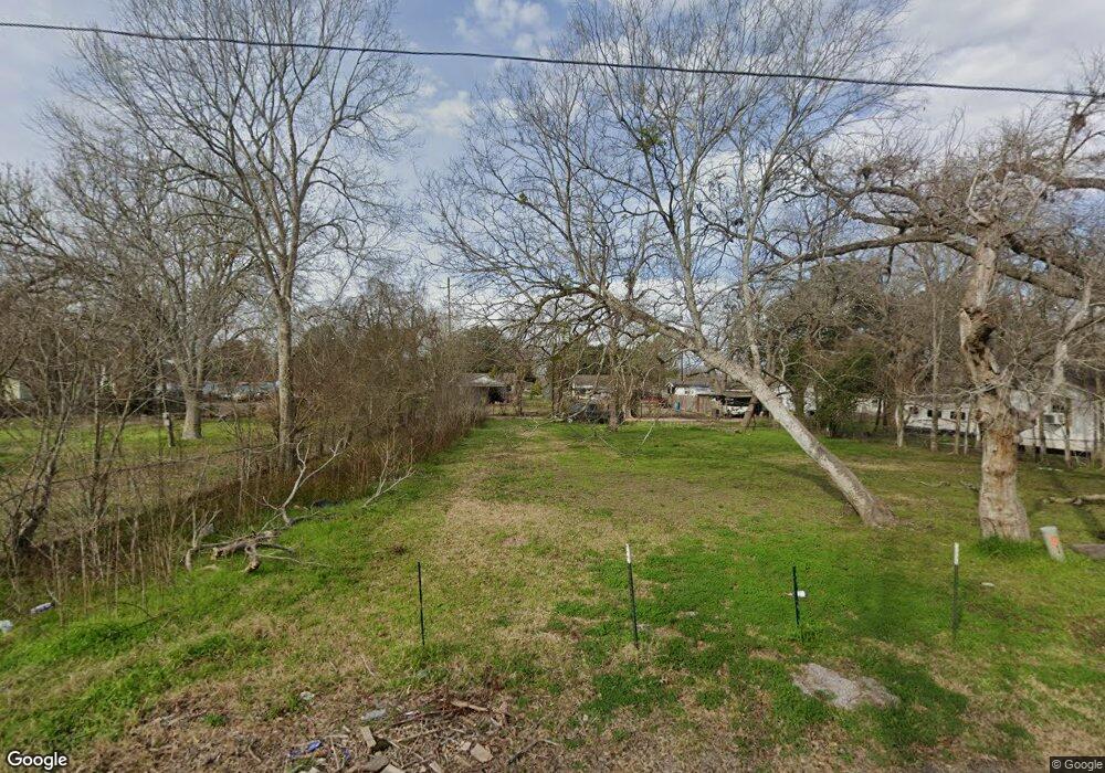 320 1st St, Rosenberg, TX 77471 - photo 1