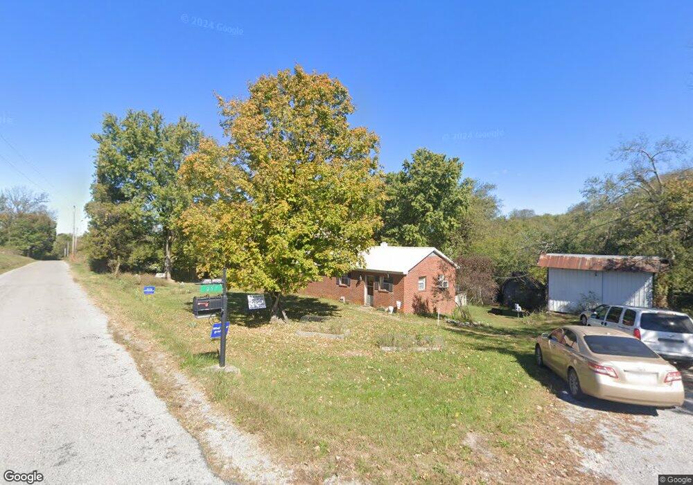 357 Sandusky Rd, Shelbyville, TN 37160 - photo 1
