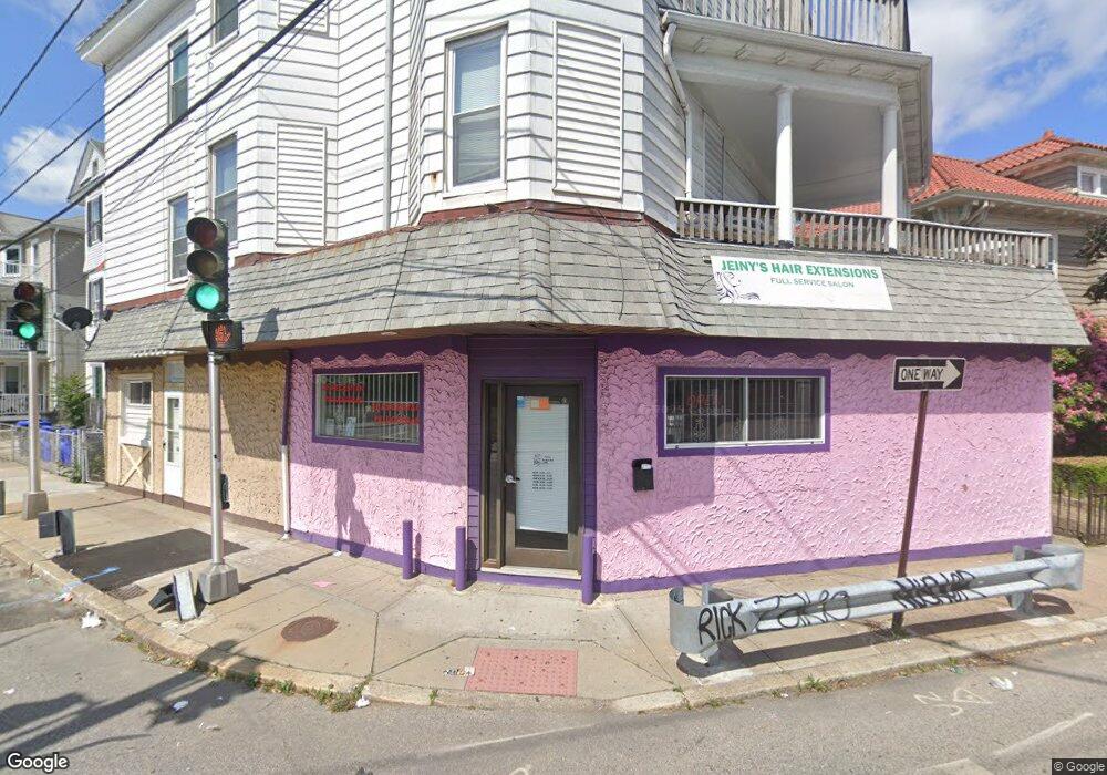 159 Pocasset Ave, Providence, RI 02909 - photo 1