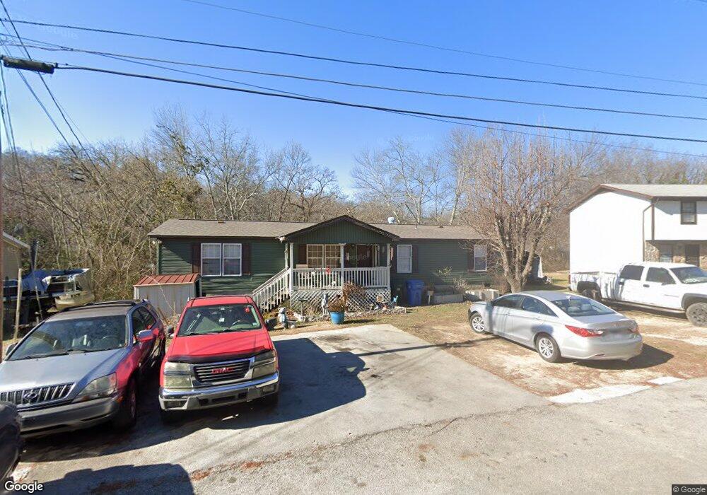 5241 Donlyn Ln, Hixson, TN 37343 - photo 1