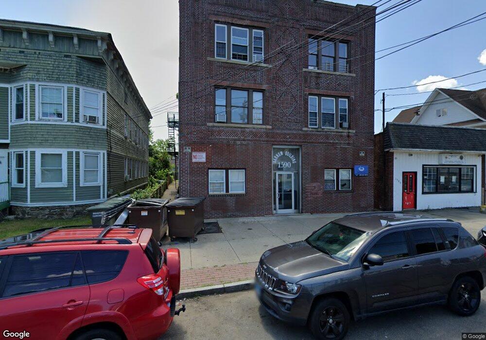 1590 Barnum Ave unit 10, Bridge Port, CT 06610 - photo 1