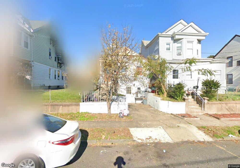 55 Knickerbocker Ave, Paterson, NJ 07503 - photo 1