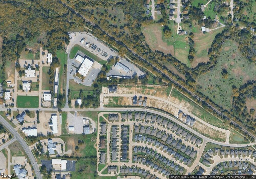 913 El Dorado St, Weatherford, TX 76086 - photo 1