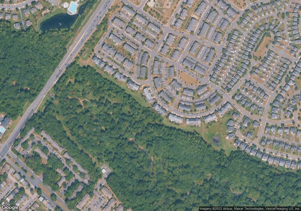 16448 Steerage Cir, Woodbridge, VA 22191 - photo 1