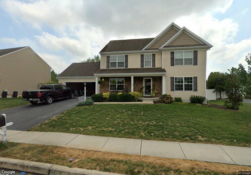 709 Arbor Rose Ave unit 41, Mount Joy, PA 17552 - photo 1