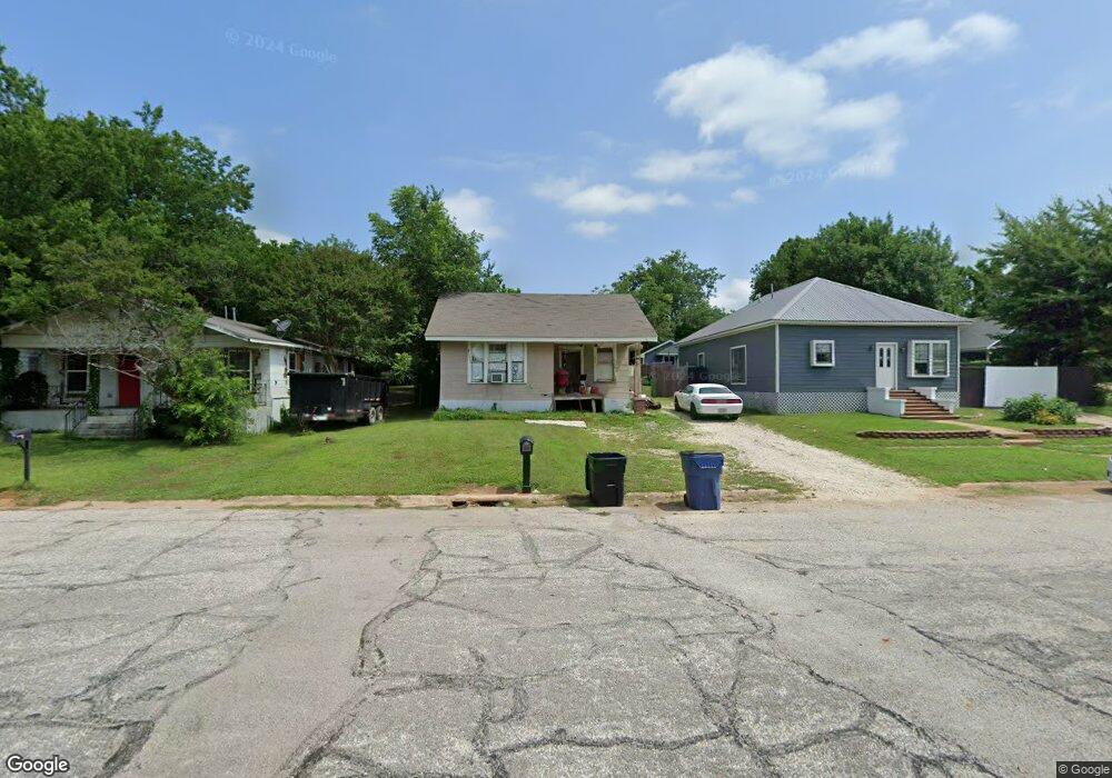 1515 W Woodard St, Denison, TX 75020 - photo 1