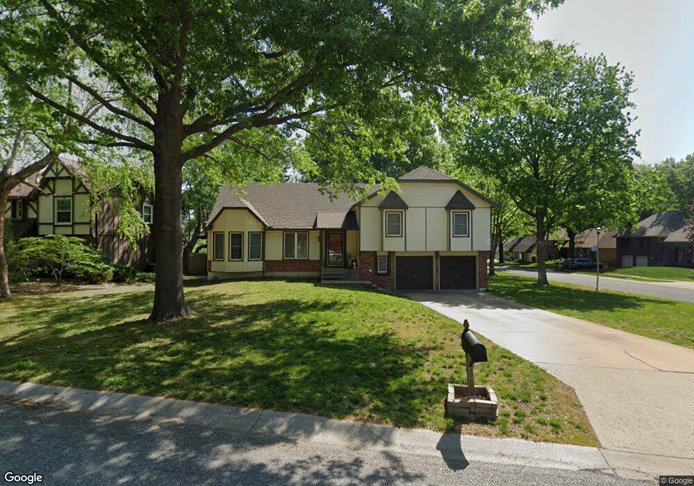 10311 Monrovia St, Lenexa, KS 66215 - photo 1