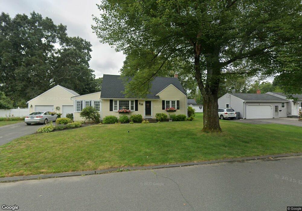 8 Queen St, Enfield, CT 06082 - photo 1