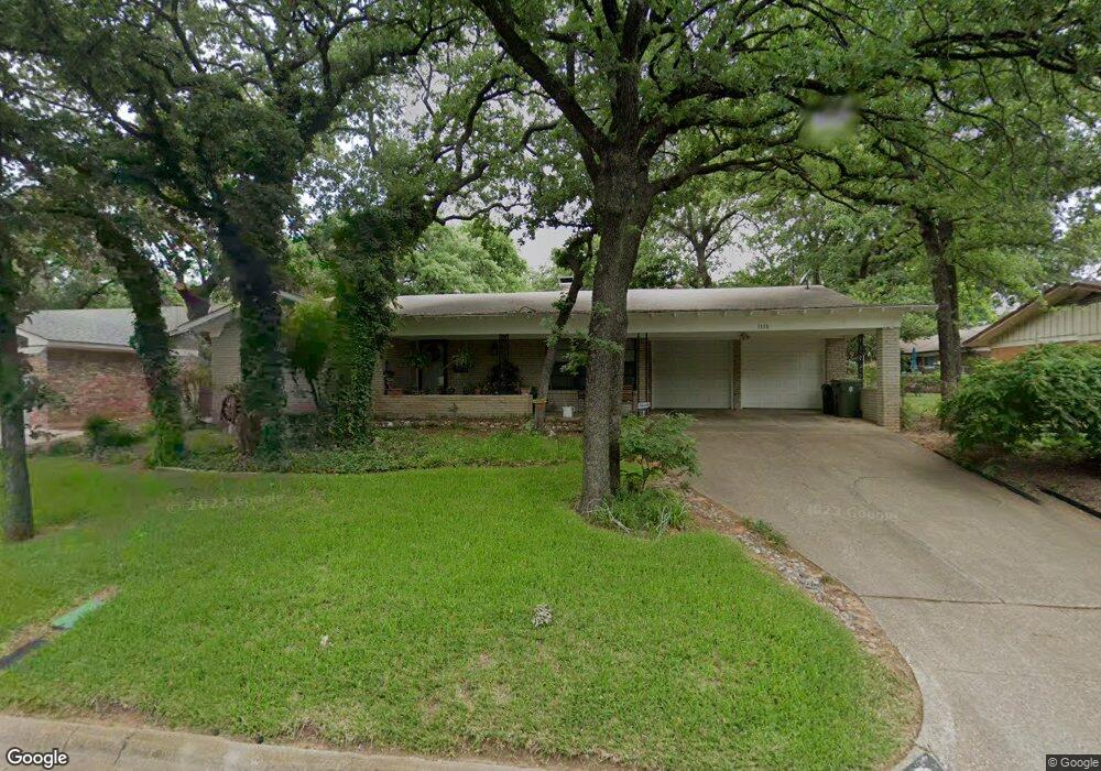 1113 Forest Oaks Ln, Hurst, TX 76053 - photo 1