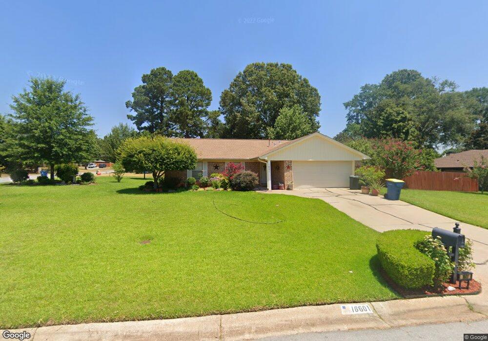 1601 Leach St, Kilgore, TX 75662 - photo 1